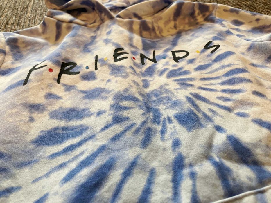 Hanorac FRIENDS, marime 153-162 cm, 14 ani