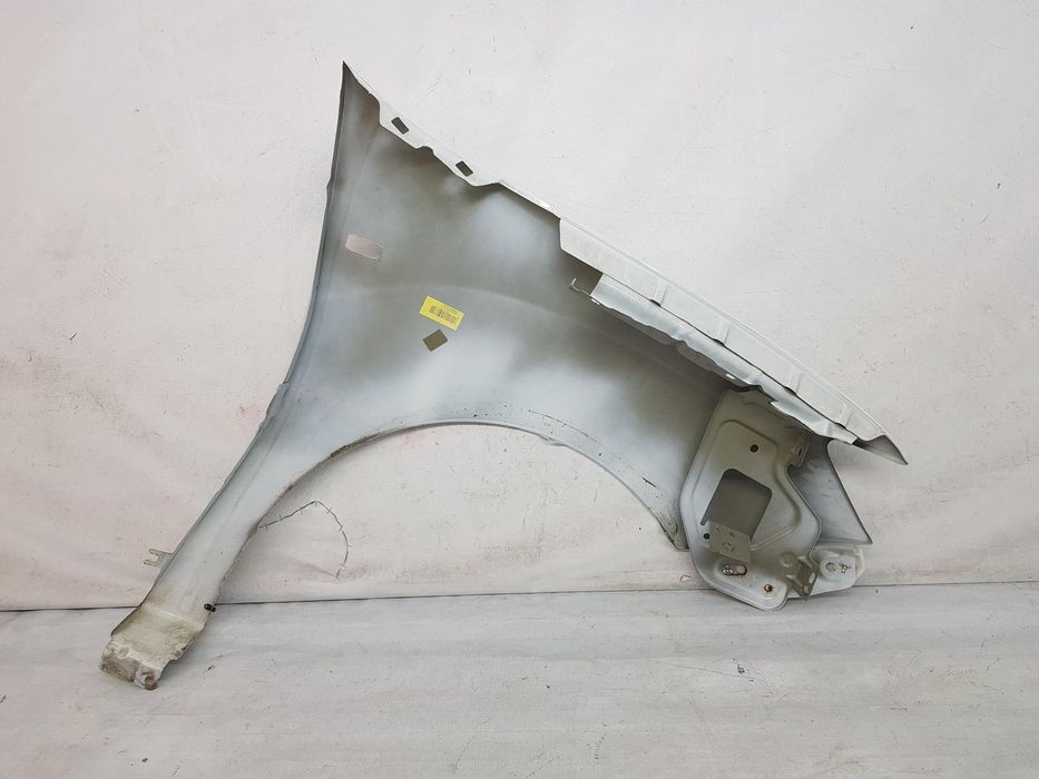 Aripa stanga fata Dacia Logan 2 Sandero 2 dupa 2012