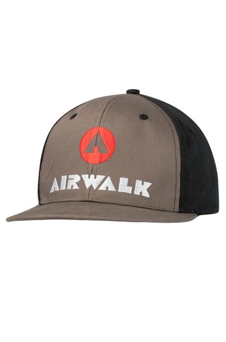 Sepci AirWalk noi,cu eticheta(Promoție 2+1 gratis)