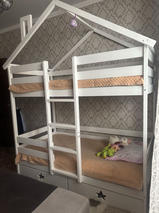 Продам двухърусную кровать