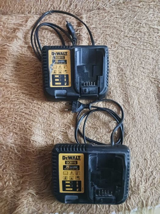 Зарядни за акумулатор Девалт