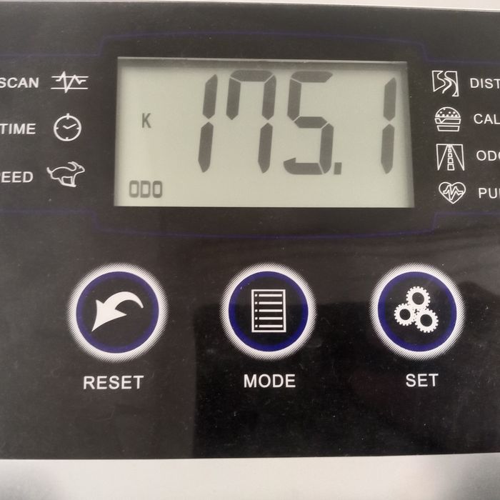 Треножоный волосипед для спорта