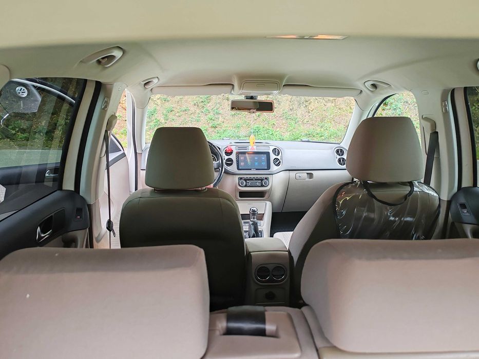 Vând Volkswagen Tiguan