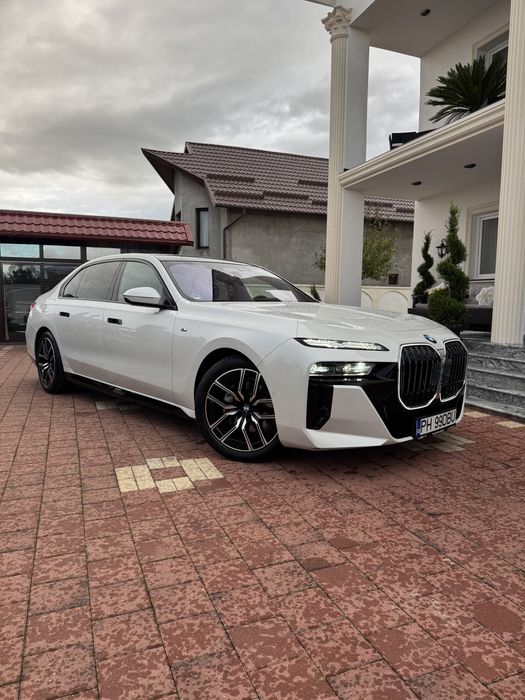 BMW Seria 7 2024 — imagine 2
