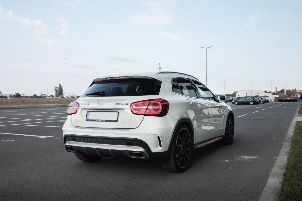 MERCEDES-BENZ GLA 2015 — imagine 17
