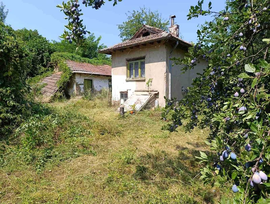 Къща в с. Кулина вода област Плевене