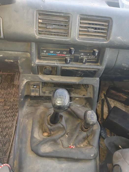 Опел Фронтера-2000куб-бензин -115 к.с.-останали части