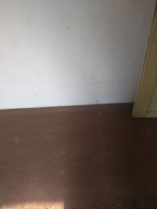 Продава се къща с двор  в град Годеч