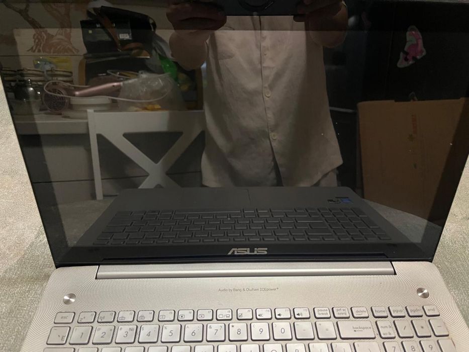 Продам ноутбук ASUS Core i7 / GeForce GTX 850M