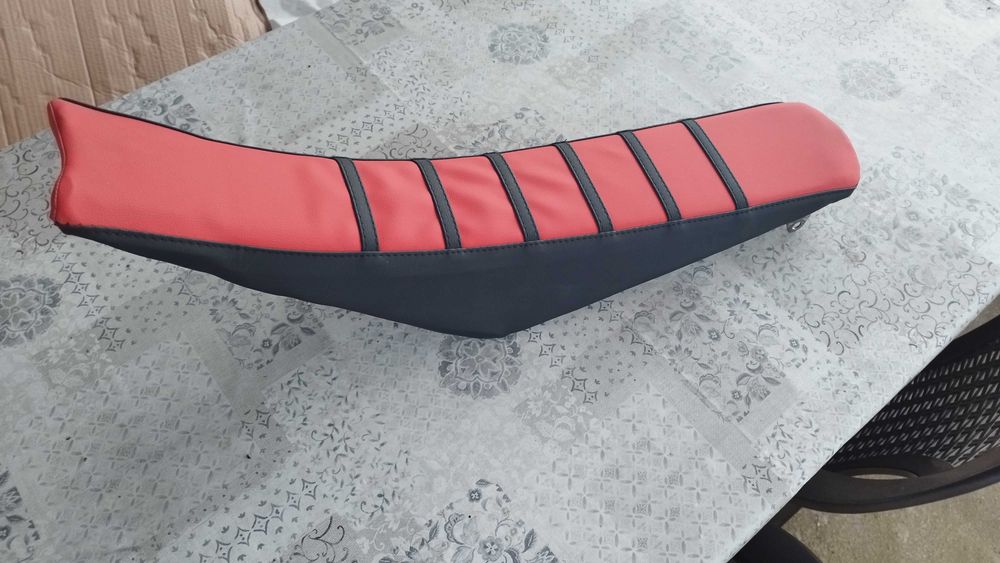 Седалка за хонда црф 2010/12