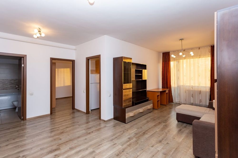 Inchiriez apartament Str Corneliu Coposu