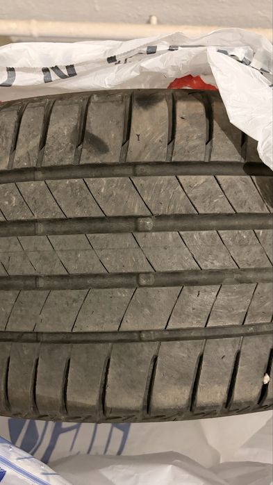 245/40/19 Bridgestone turanza t005
