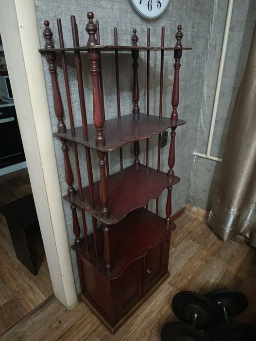 Продам этажерку дерево