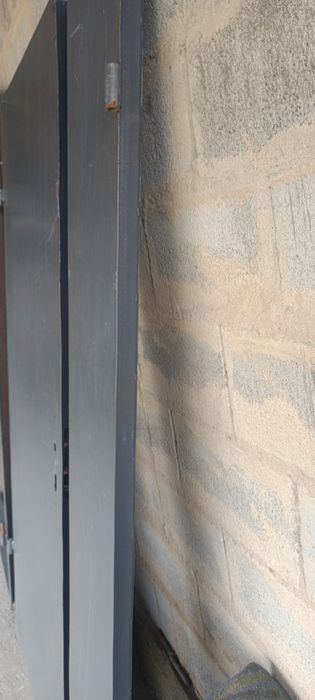 Железная дверь для подъезда