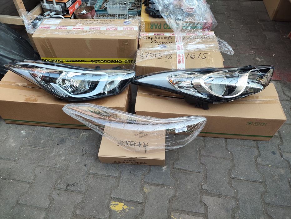 Стекло фара Элантра