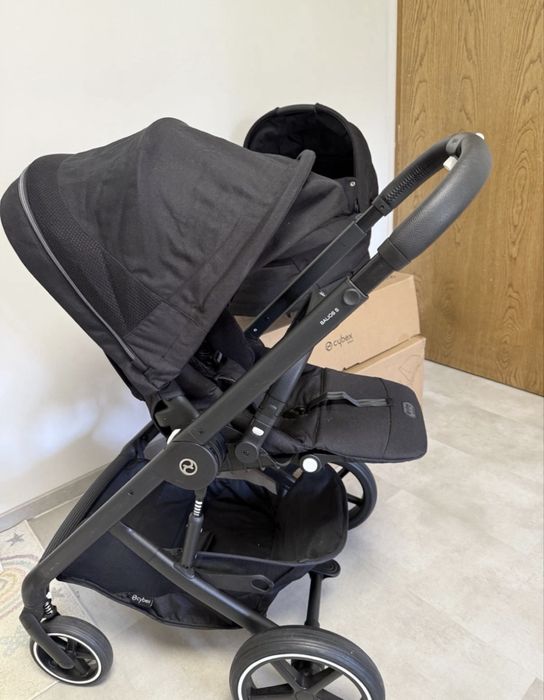Бебешка количка Cybex Balios S Lux  Moon Black 2025