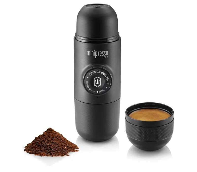 Преносима кафе-машина WACACO Minipresso GR за мляно кафе