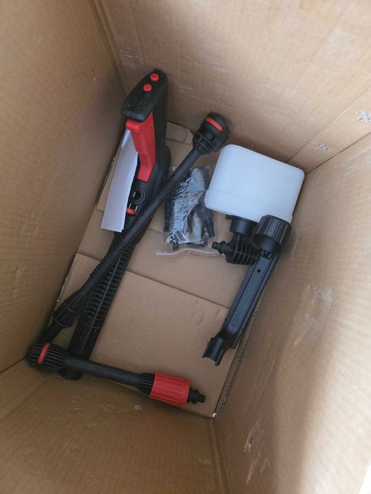 Masina de curatat cu inalta presiune Bosch EasyAquatak 120