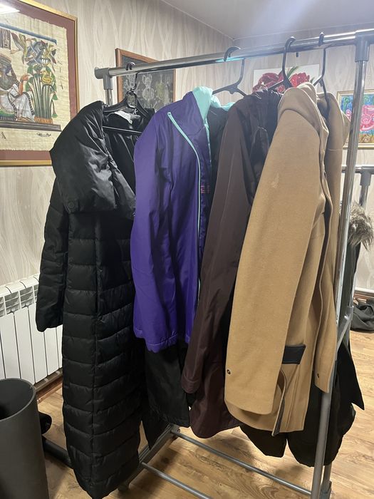 Куртки и пуховики