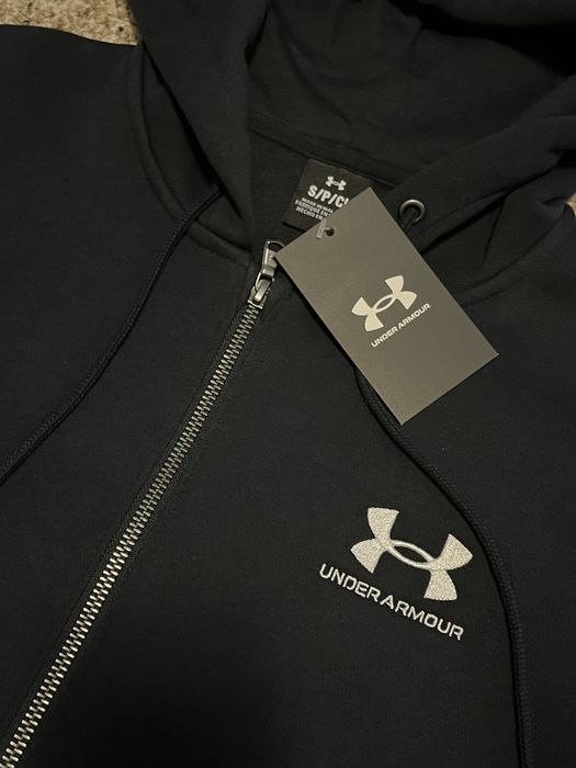 UNDER ARMOUR Суитшърт Essential Fleece