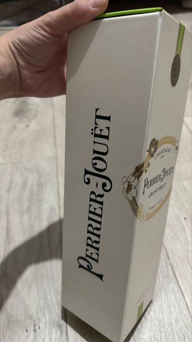 Шампанское сухое