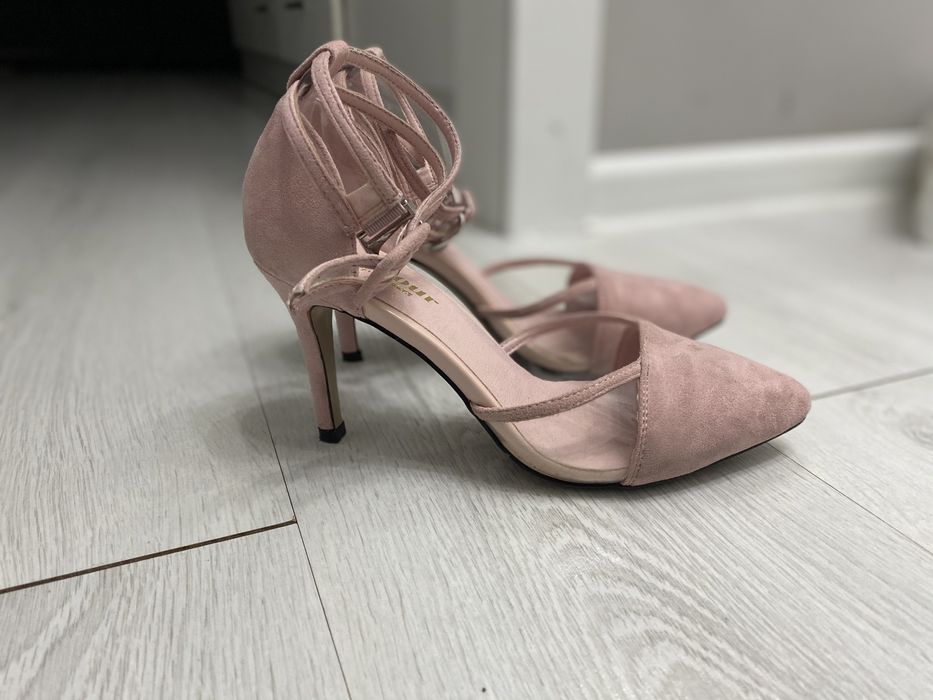 Туфли женские