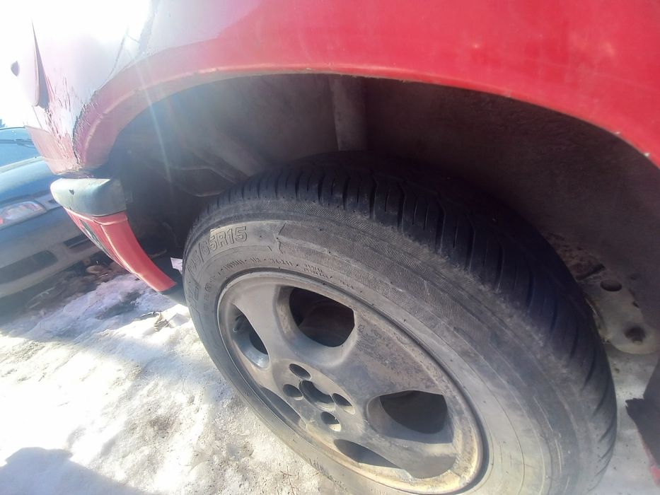 Титановые диски с резиной.