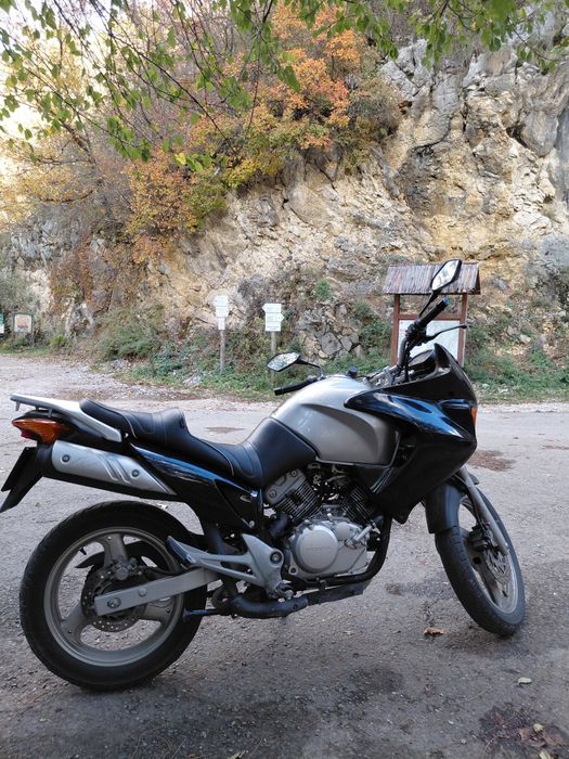 Vând Urgent !!! Honda Varadero XL 125 V