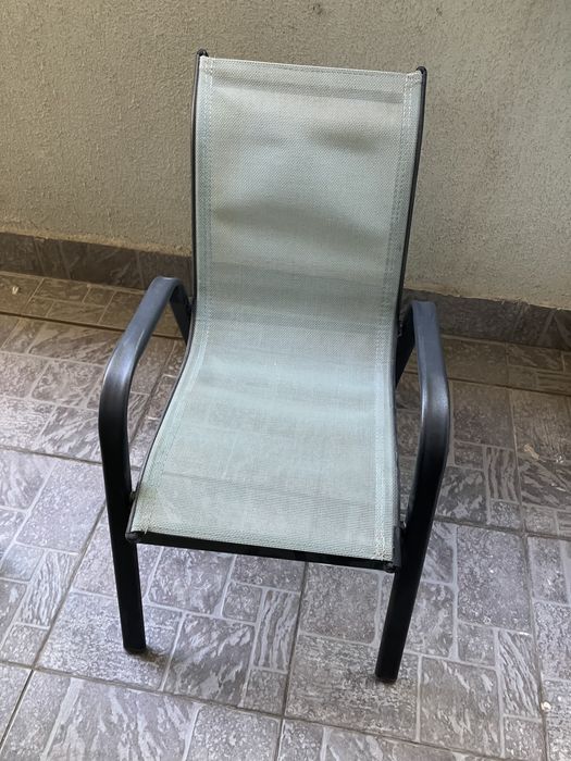 Детски градински стол (много запазен)