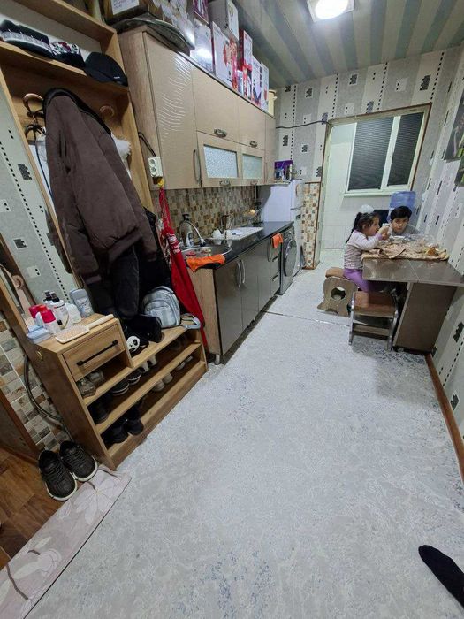 2 хоналик квартира 4 кават кирпичный дом, шарк 1, гор больница