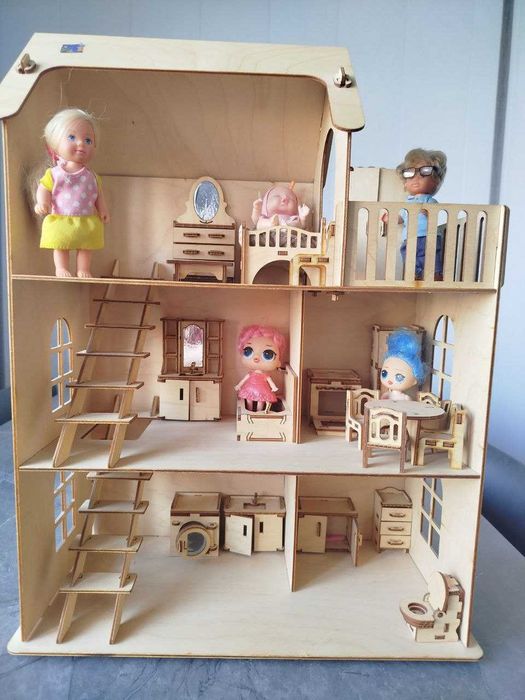 Продаётся игрушечный эко-домик