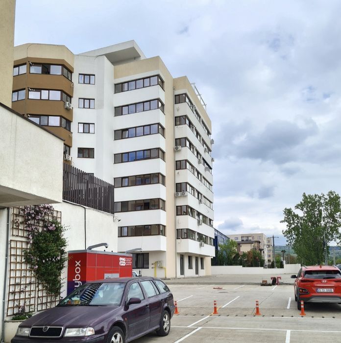 Persoana fizica inchiriez apartament  o camera incepand cu decembrie