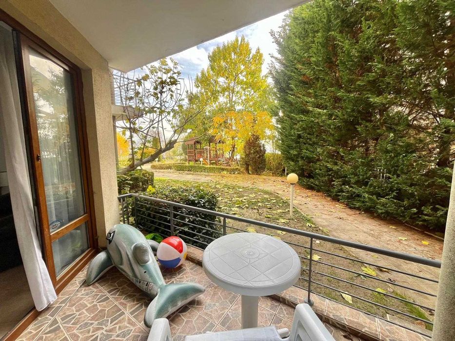 Предлагаме тристаен апартамент в Несебър!