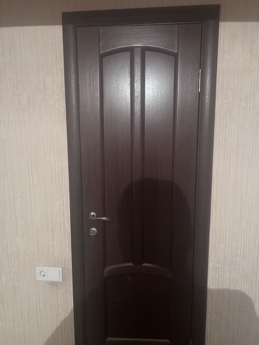 Продам межкомнатные двери