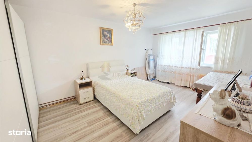 Apartament 3 Camere 65 Mp Manastur Zona Mogosoaia