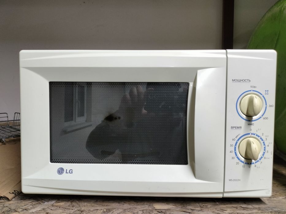 Микроволновая печь
