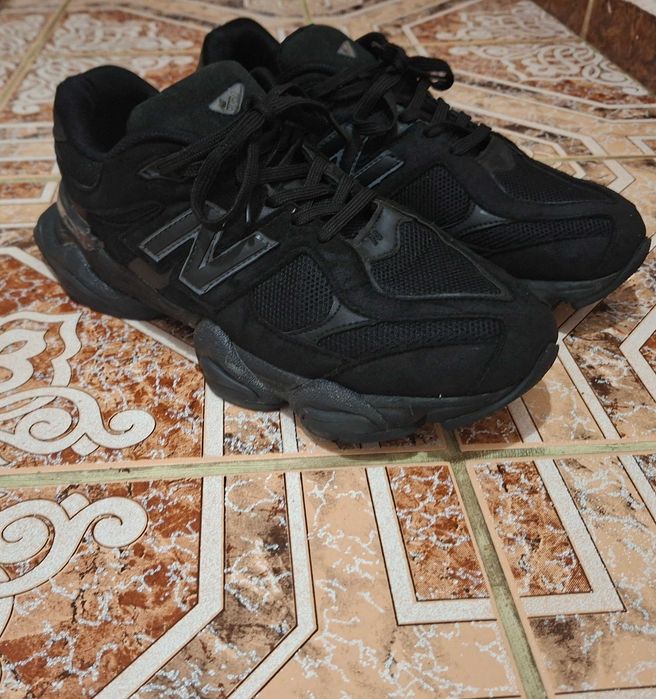 New Balance 9060 обувки 44 номер