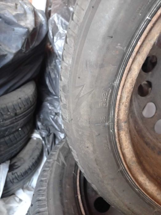 roti anvelope Brigestone Blizark MS 215 55 17R  dot 3521