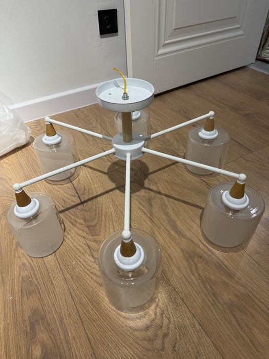 Люстра б/у, из 6 плафонов