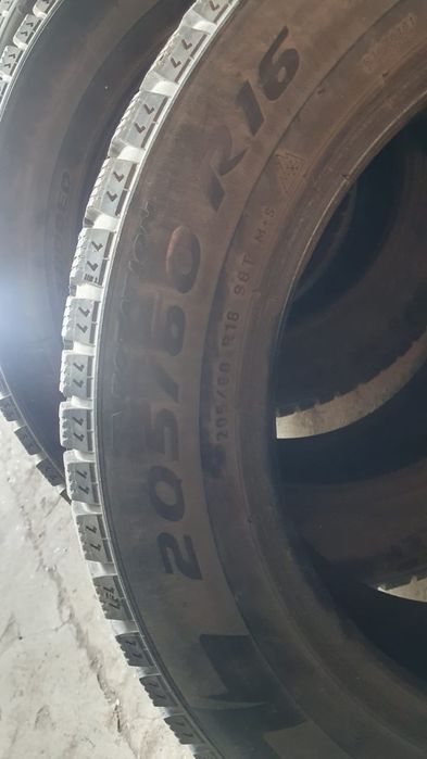 Автошины зимние на 16