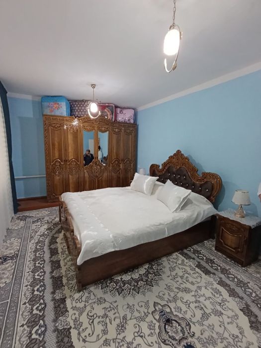 Uy sotiladi yuqori chirchiq tumanida 4 xoma xolati orta 12 sotixli