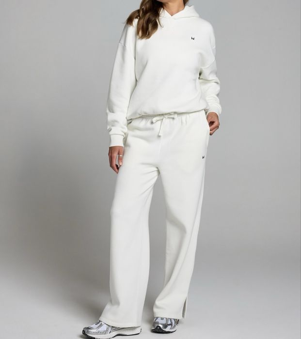 My protein бял анцуг