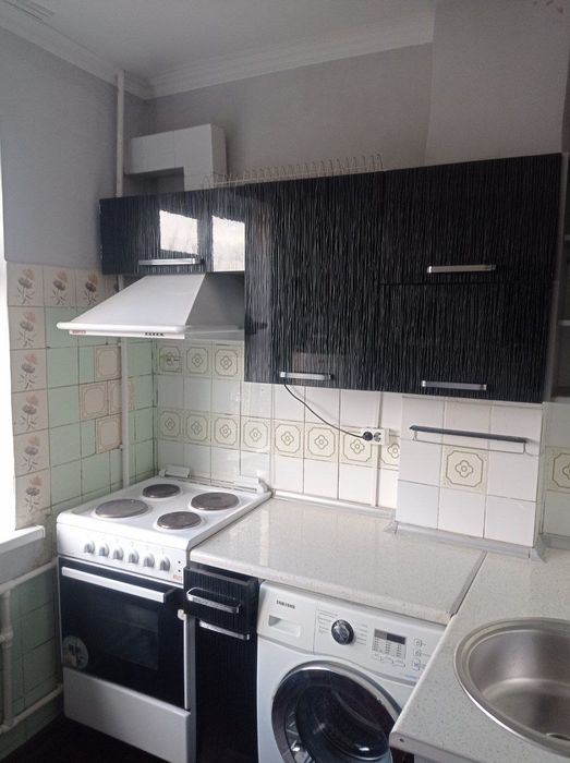 Аэропорт центр Бобур, Яккасарай факат чет эллик центр Бабур для иностр