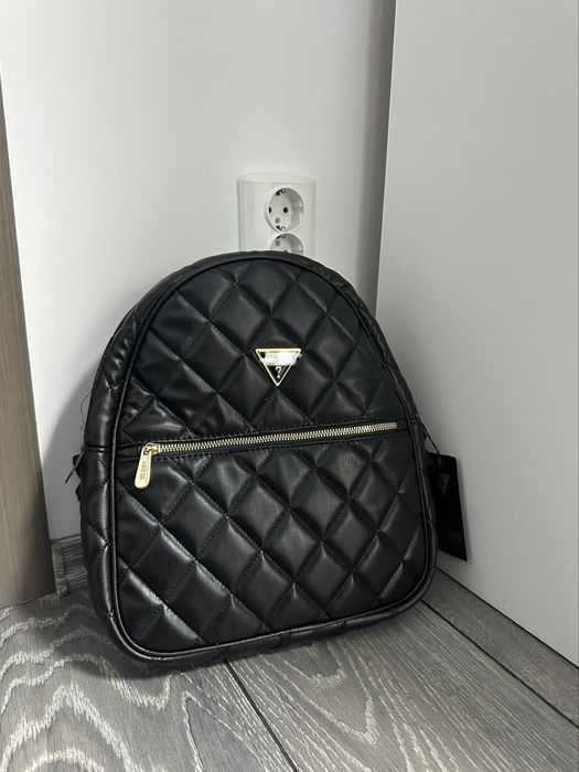 Ghiozdan negru Guess