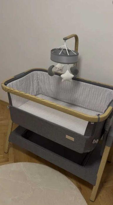 Кошара Next to me с падаща преграда