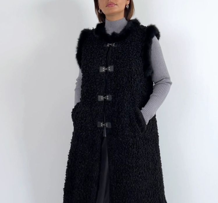 Продам жилет длинный