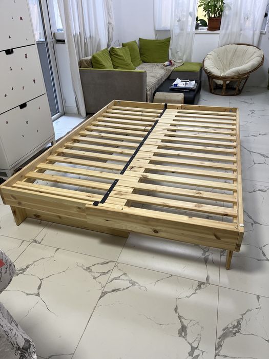 Pat extensibil IKEA-GLAMBERT160x200la90x200cu sertarr si saltea