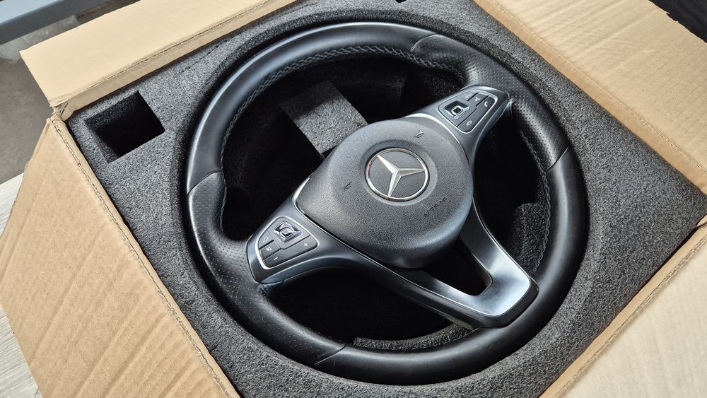 Волан за Mercedes W213