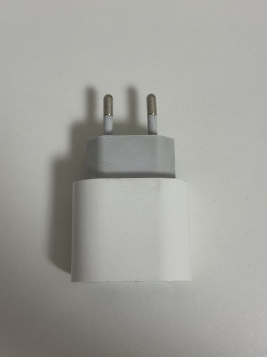 Продам оригинальные зарядки, блоки на айфон, iPhone, андроид