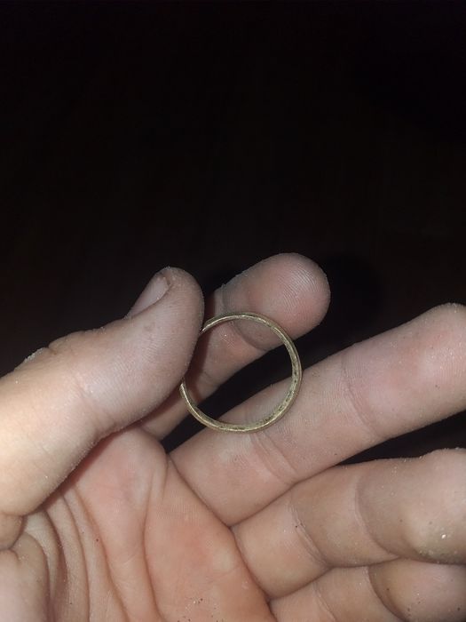 Колцо золотое ..